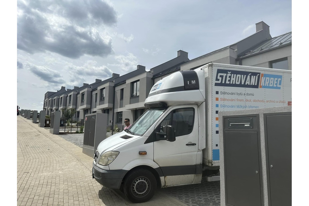 stehovani praha